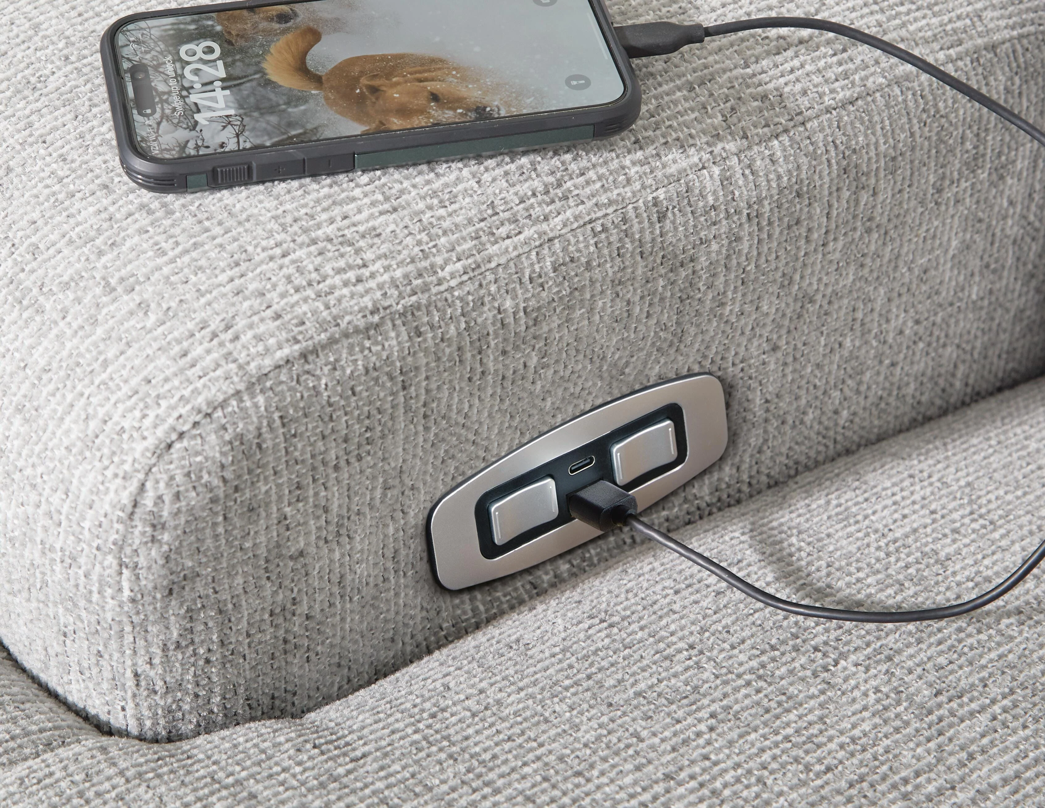 Acklen Place Oversized Power Recliner - Image 11
