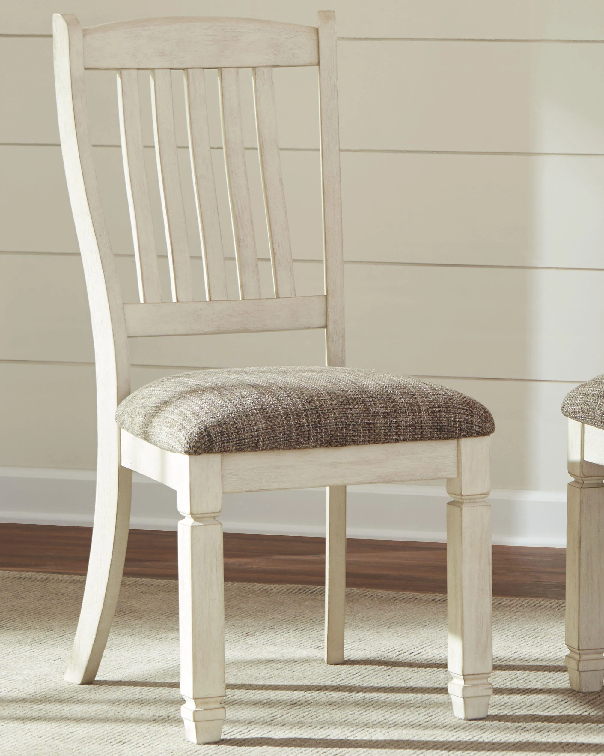 Bolanburg Dining Set - Image 123
