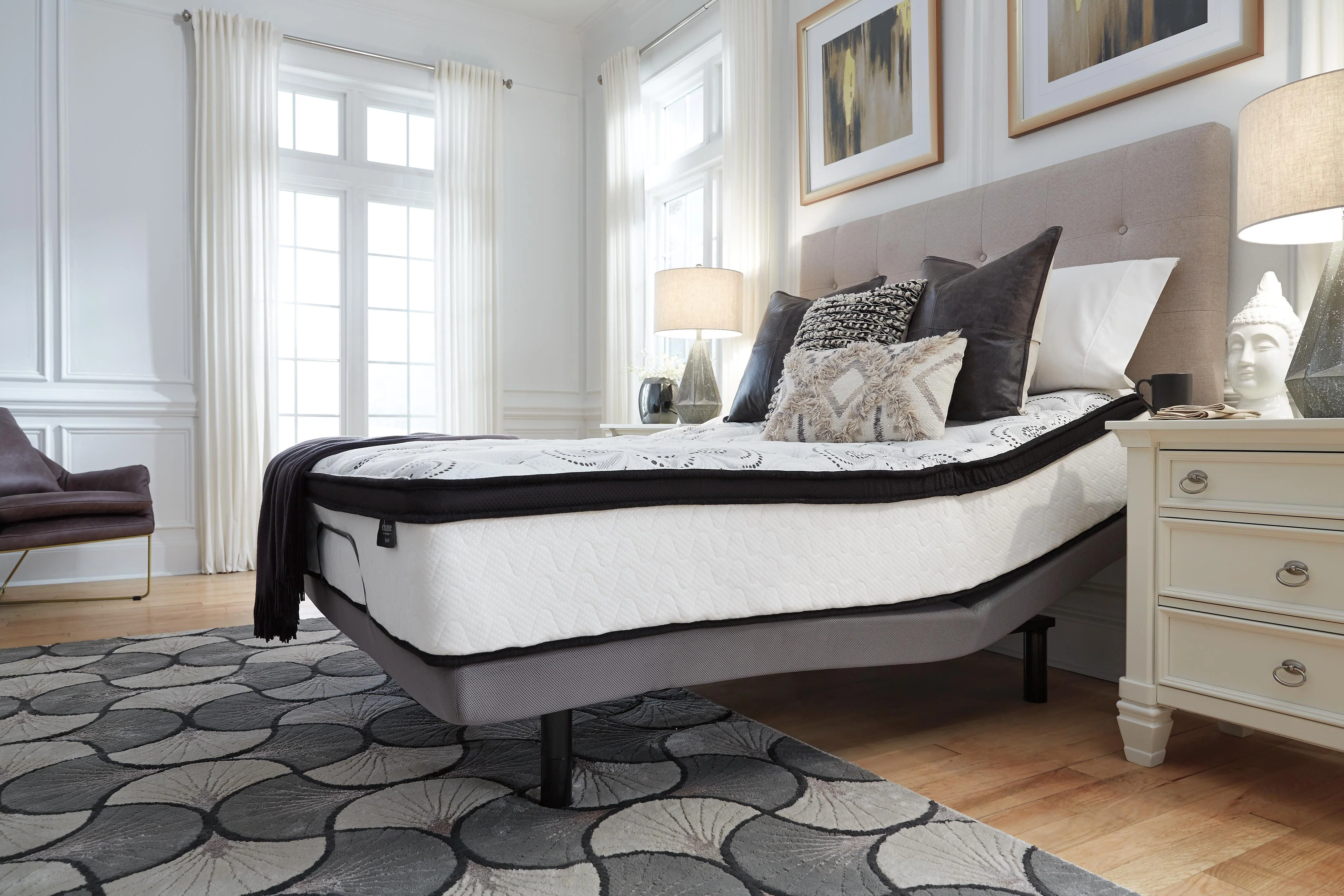 Chime 12 Inch Hybrid Mattress in a Box - Image 37
