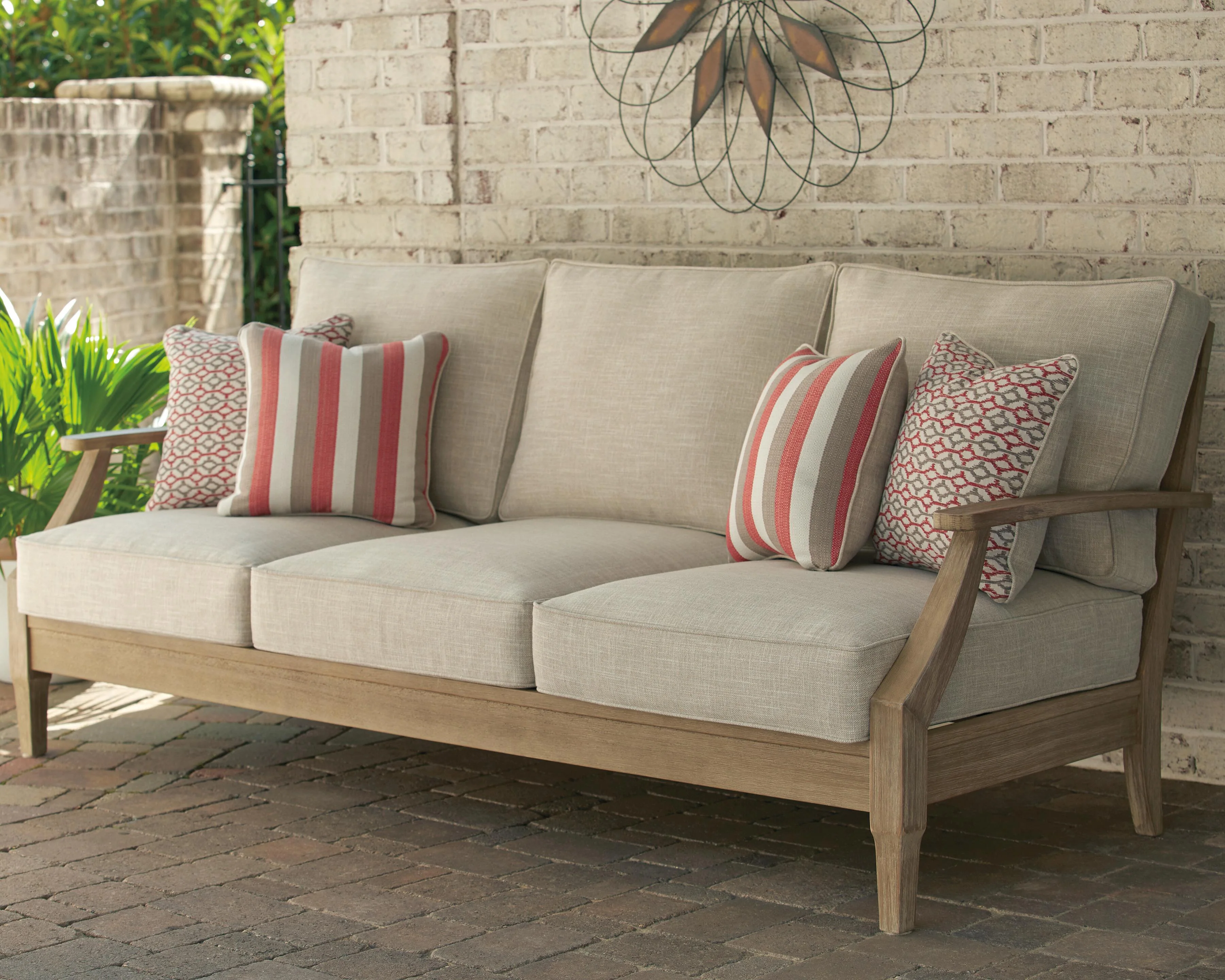 Clare View Outdoor Seating Set - Image 26