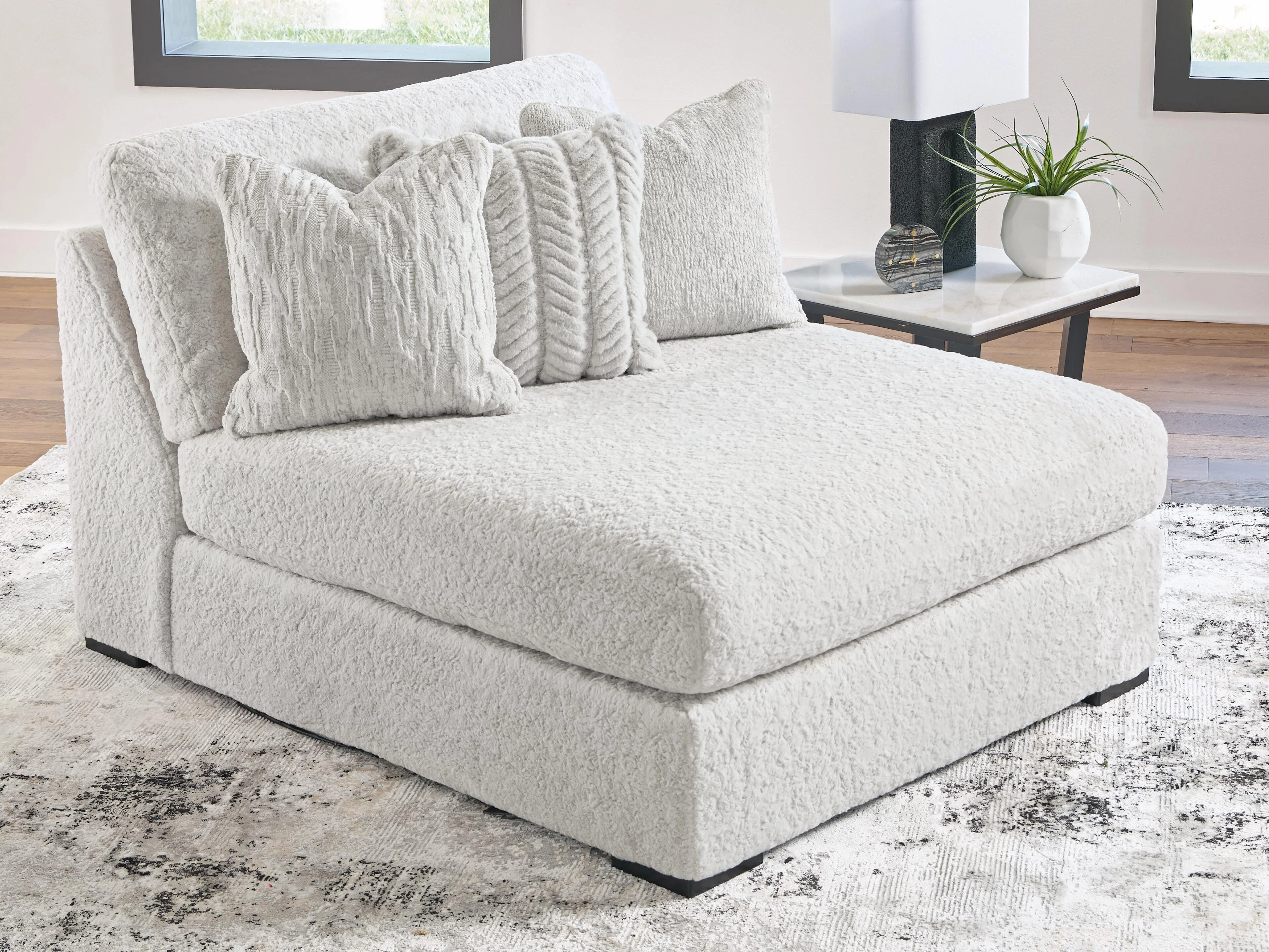 Cuddle Plush Sectional with Chaise - Image 28