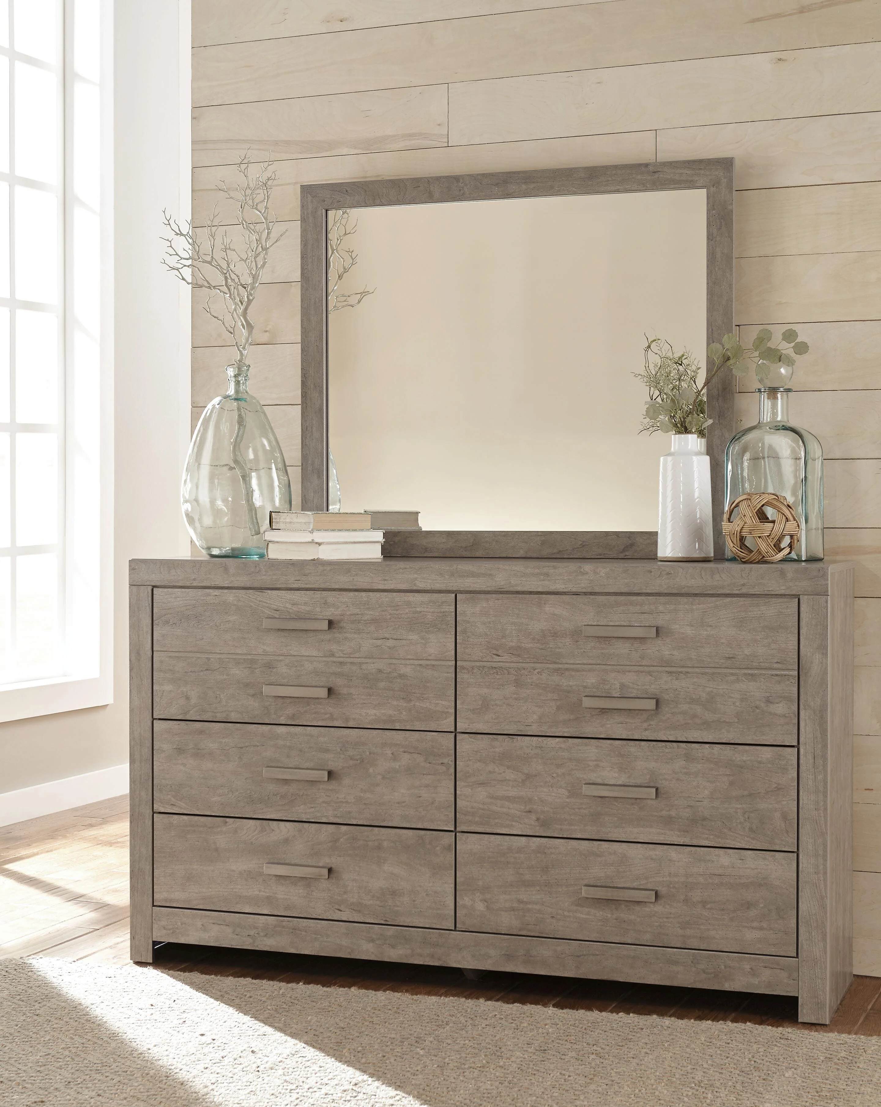 Culverbach Dresser - Image 5