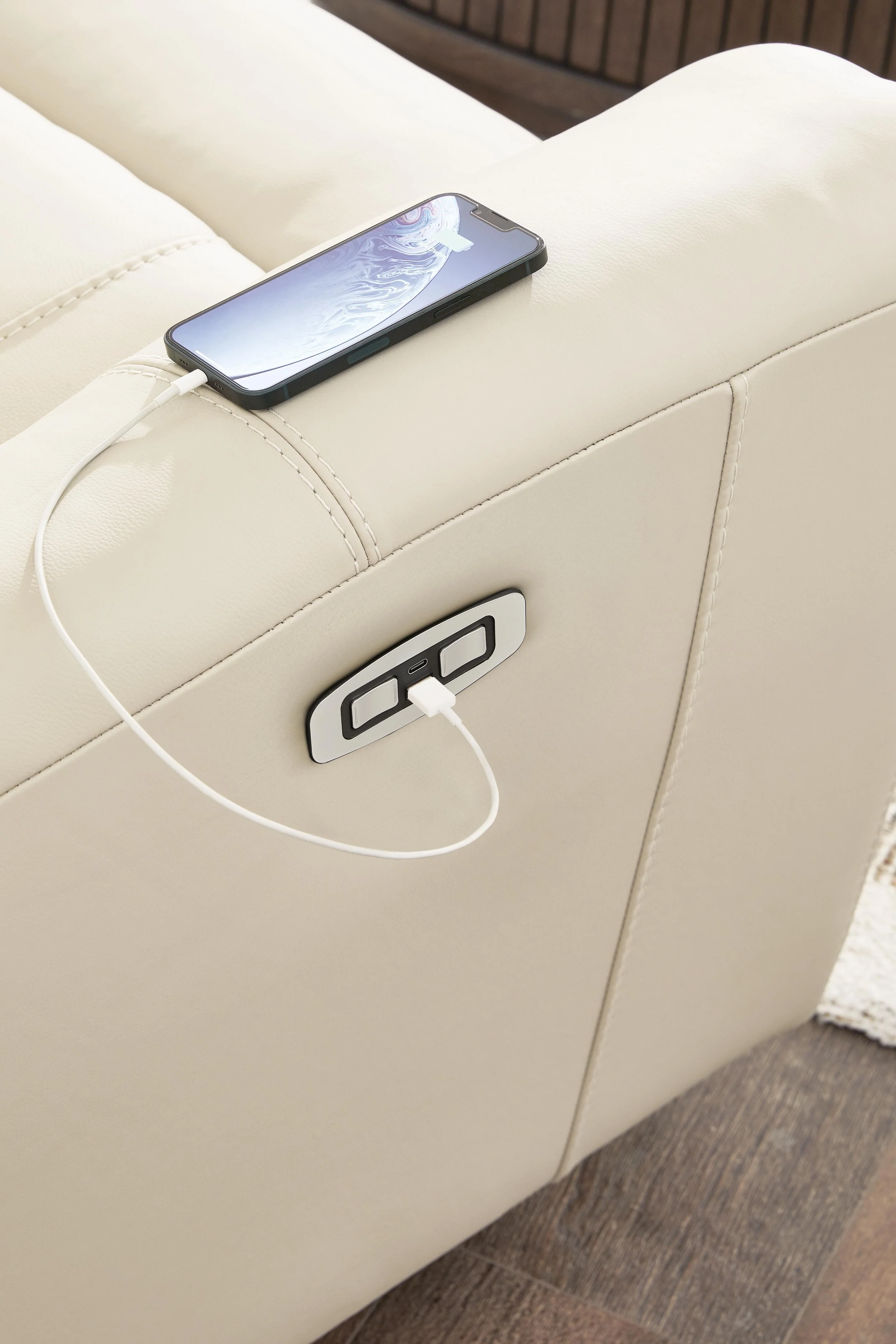 Dahlmoore Power Recliner - Image 9