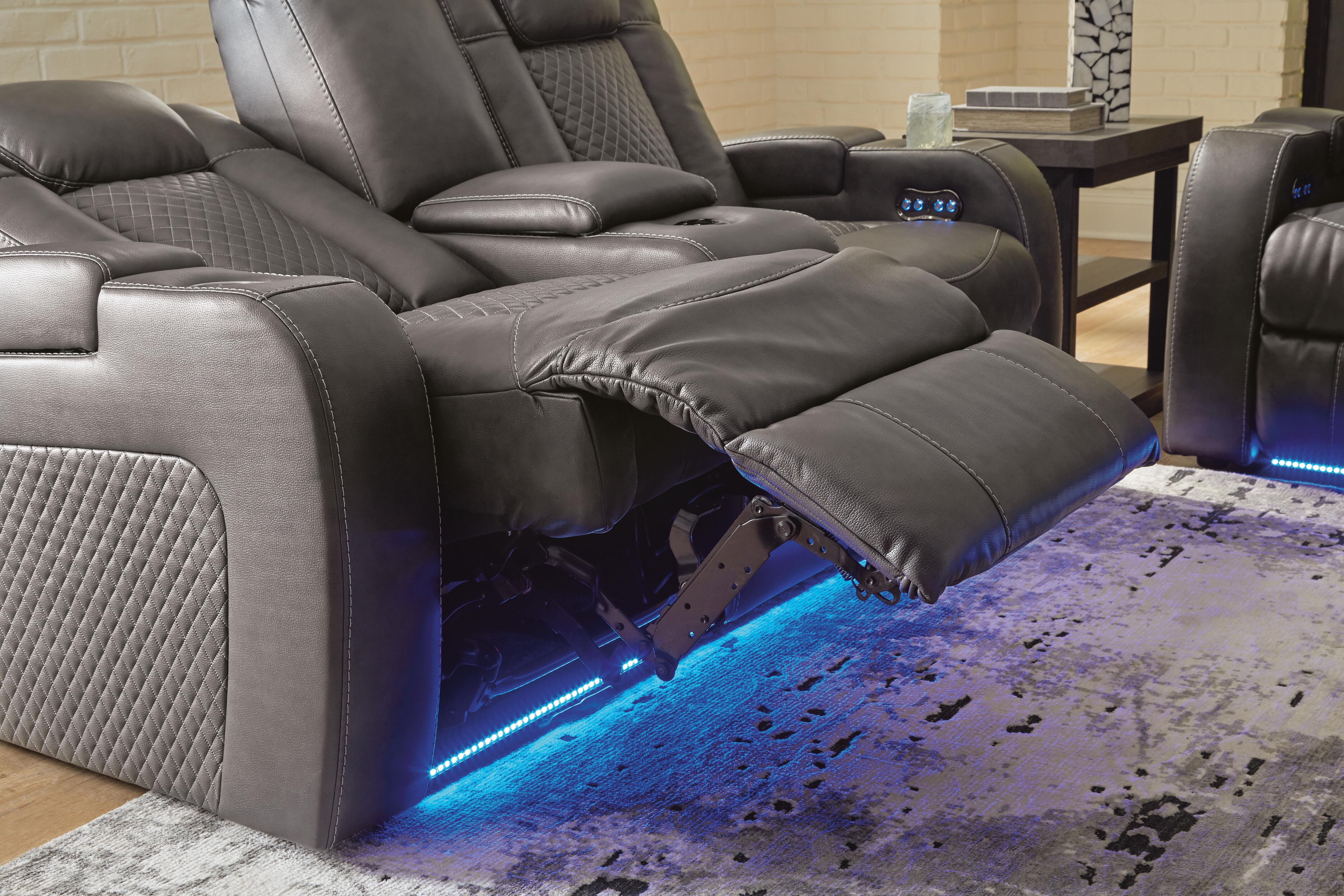 Fyne-Dyme Living Room Set - Image 13