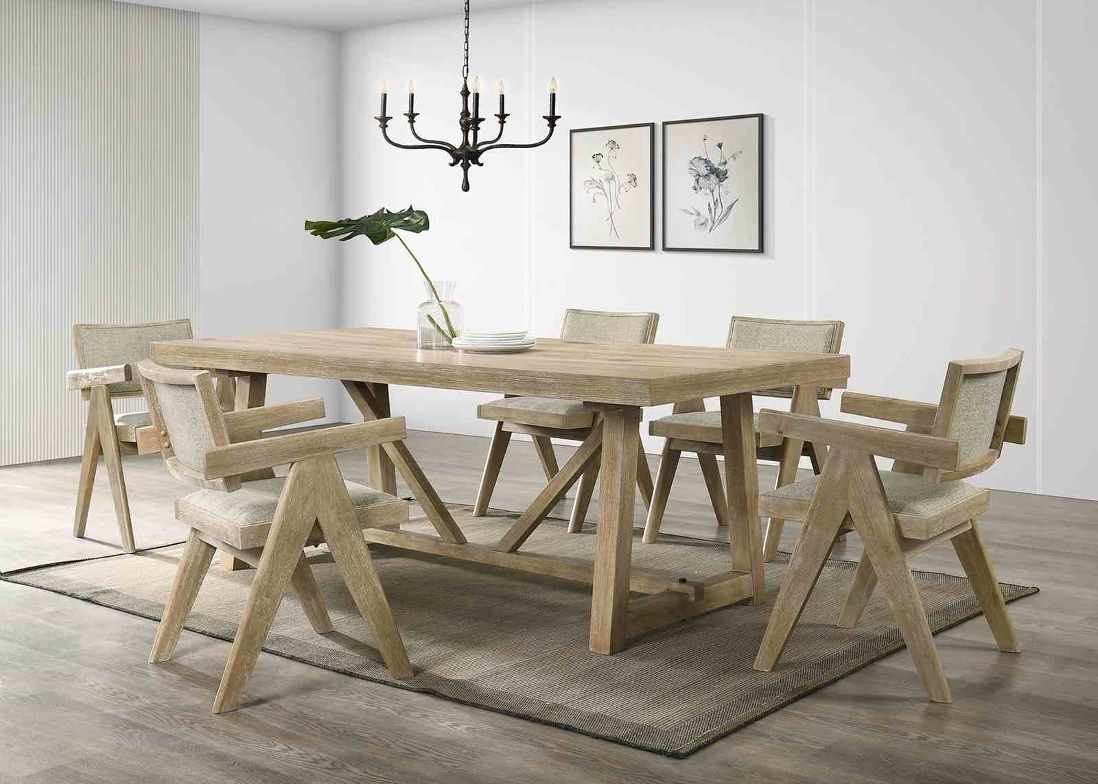 Guisborough Arm Chair (2/CTN), Oak