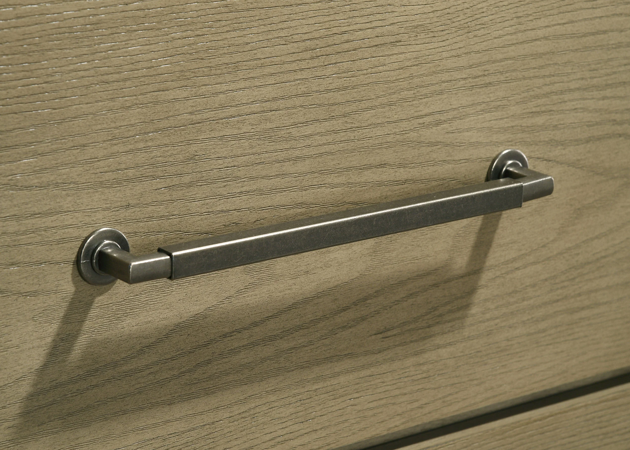 Hazlewood Chest of Drawers - Image 10