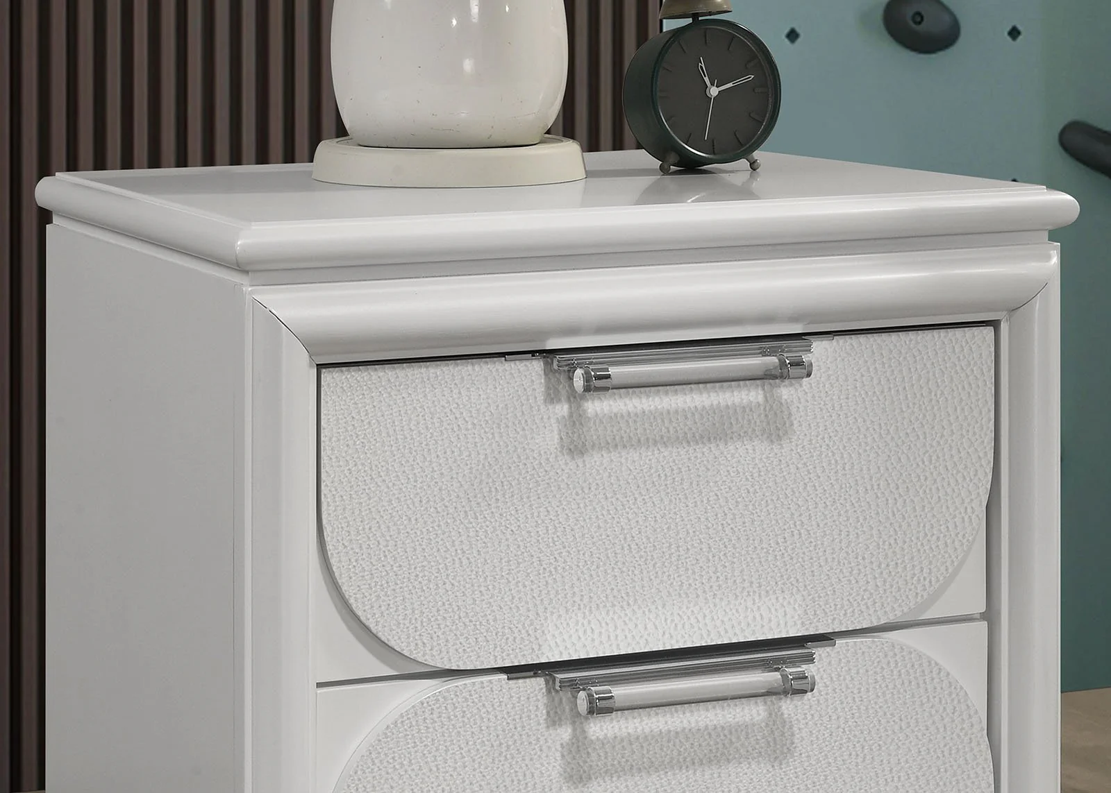 Lareina Full Bed w/ Trundle, Pearl White - Image 7