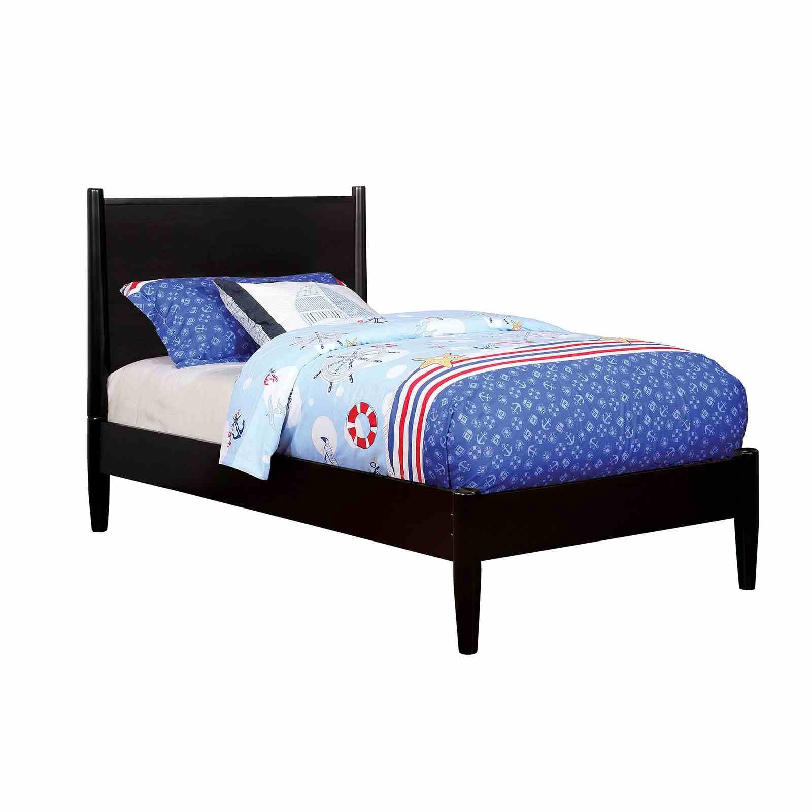 Lennart Ii 5 Pc. Queen Bedroom Set w/ Chest - Image 4
