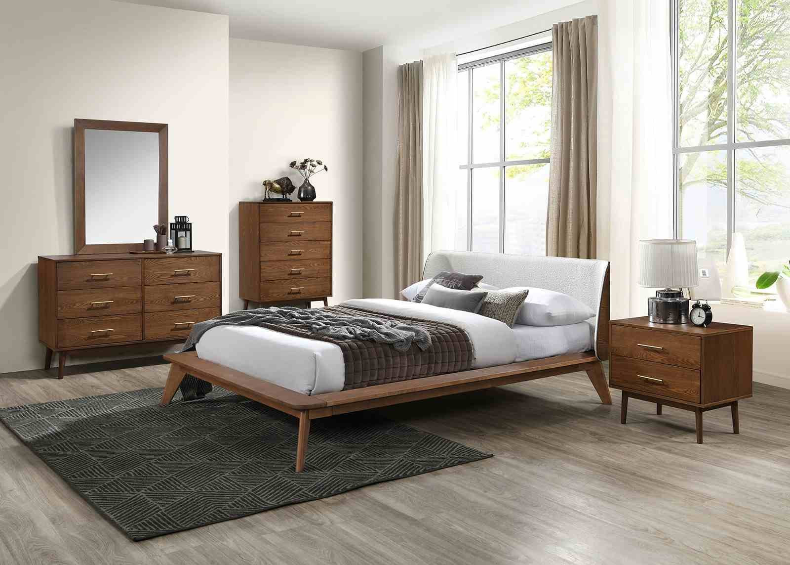Lenzburg 5 Pc. Queen Bedroom Set w/ 2NS