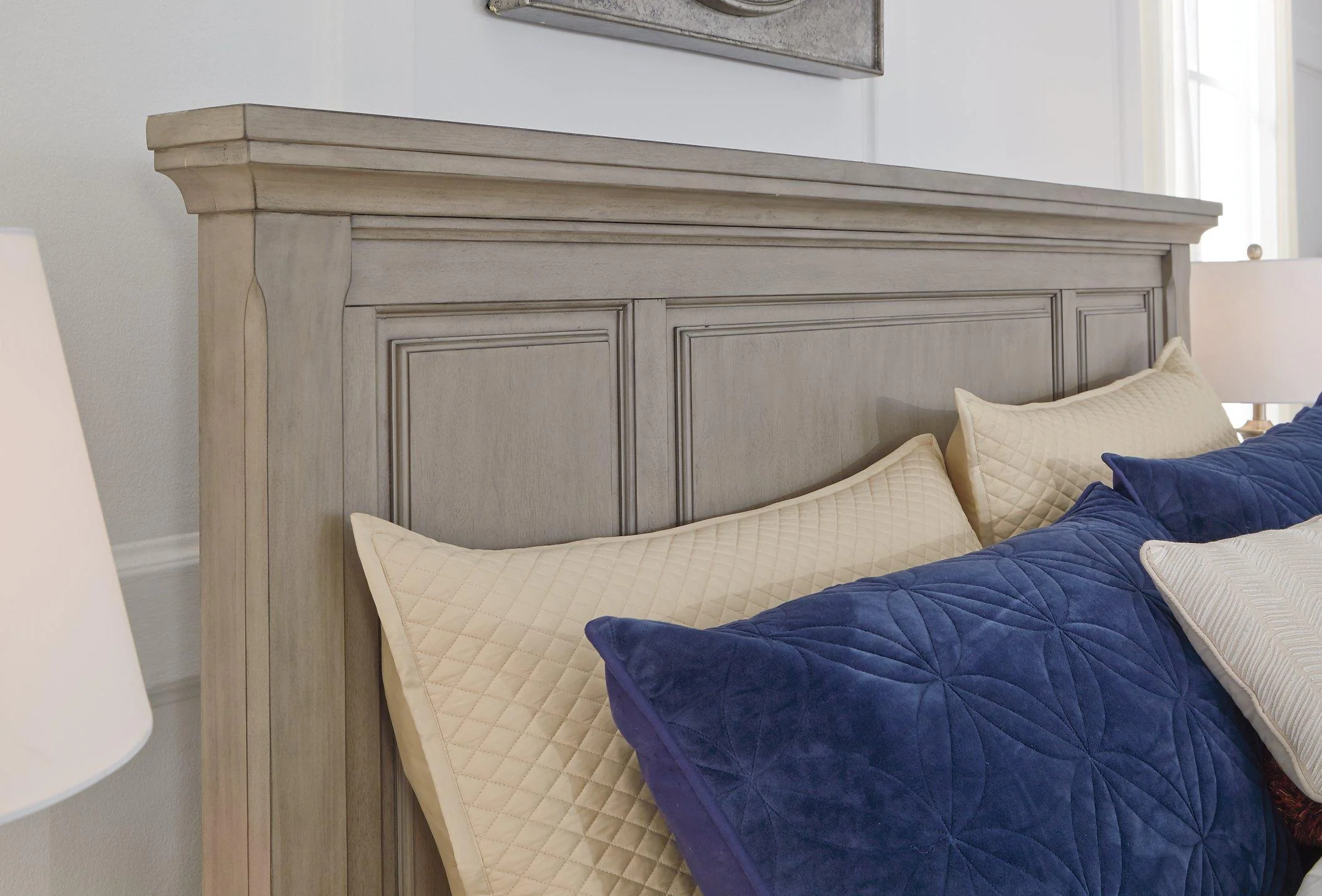 Lettner Panel Storage Bed - Image 23