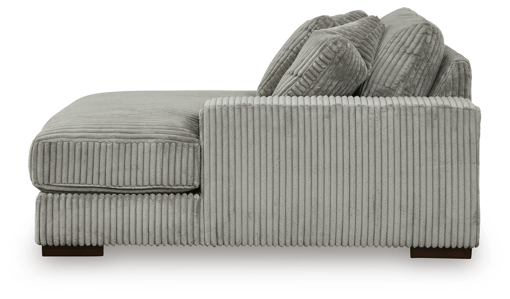 Lindyn Sectional with Double Chaise - Image 12