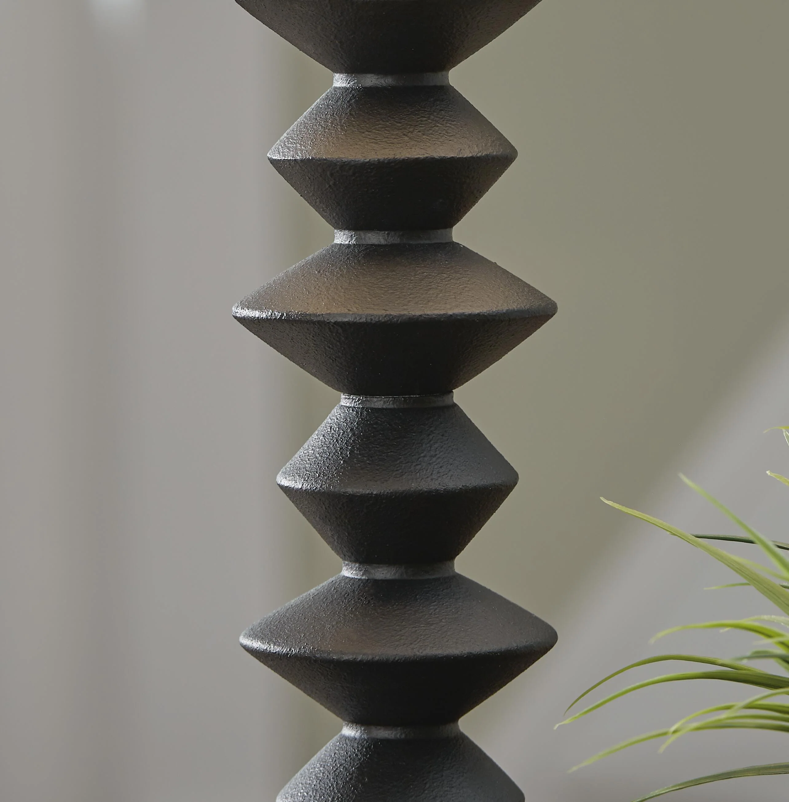 Luanndon Lamp Set - Image 6