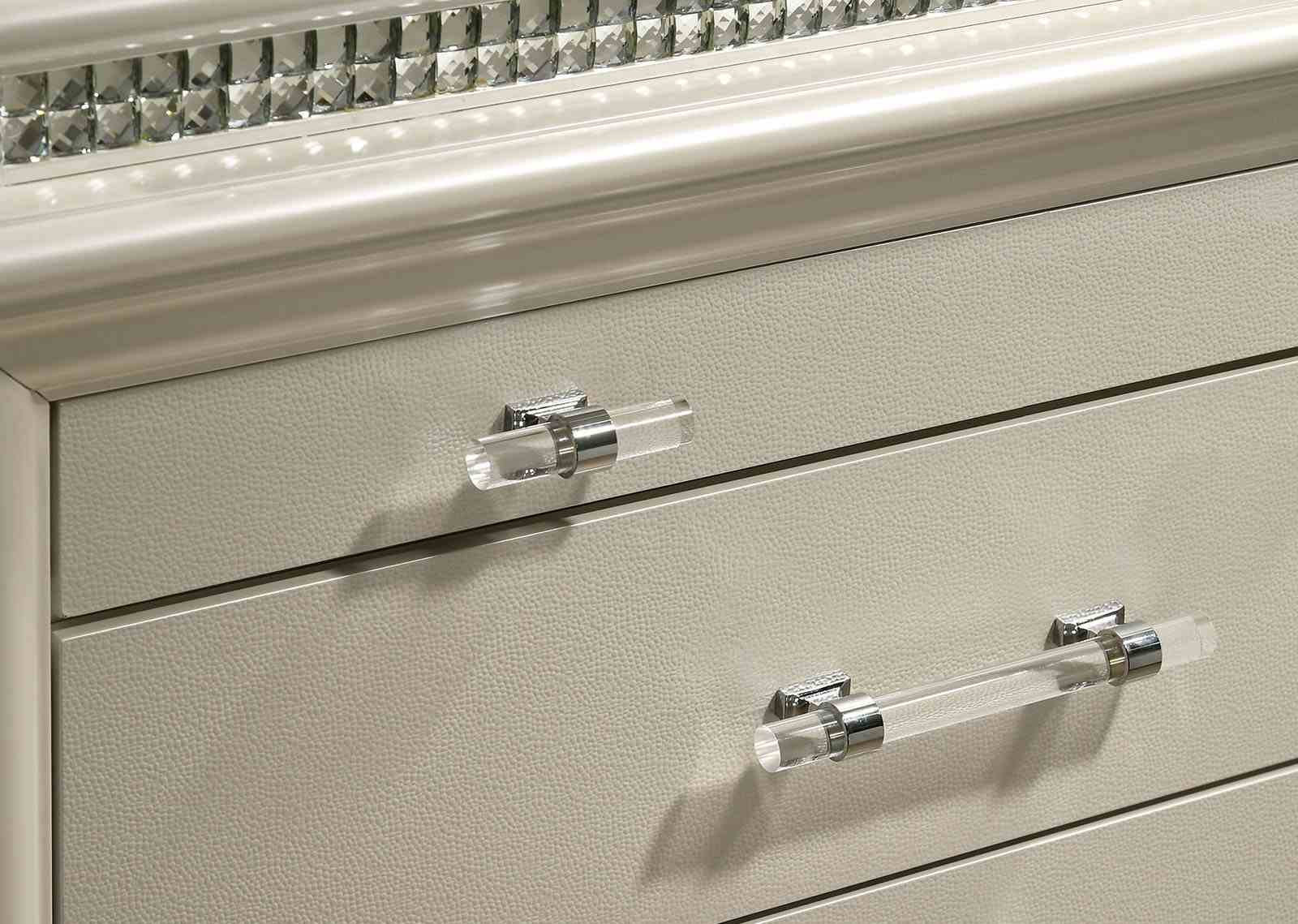 Maddie E.King Bed, Pearl White - Image 6