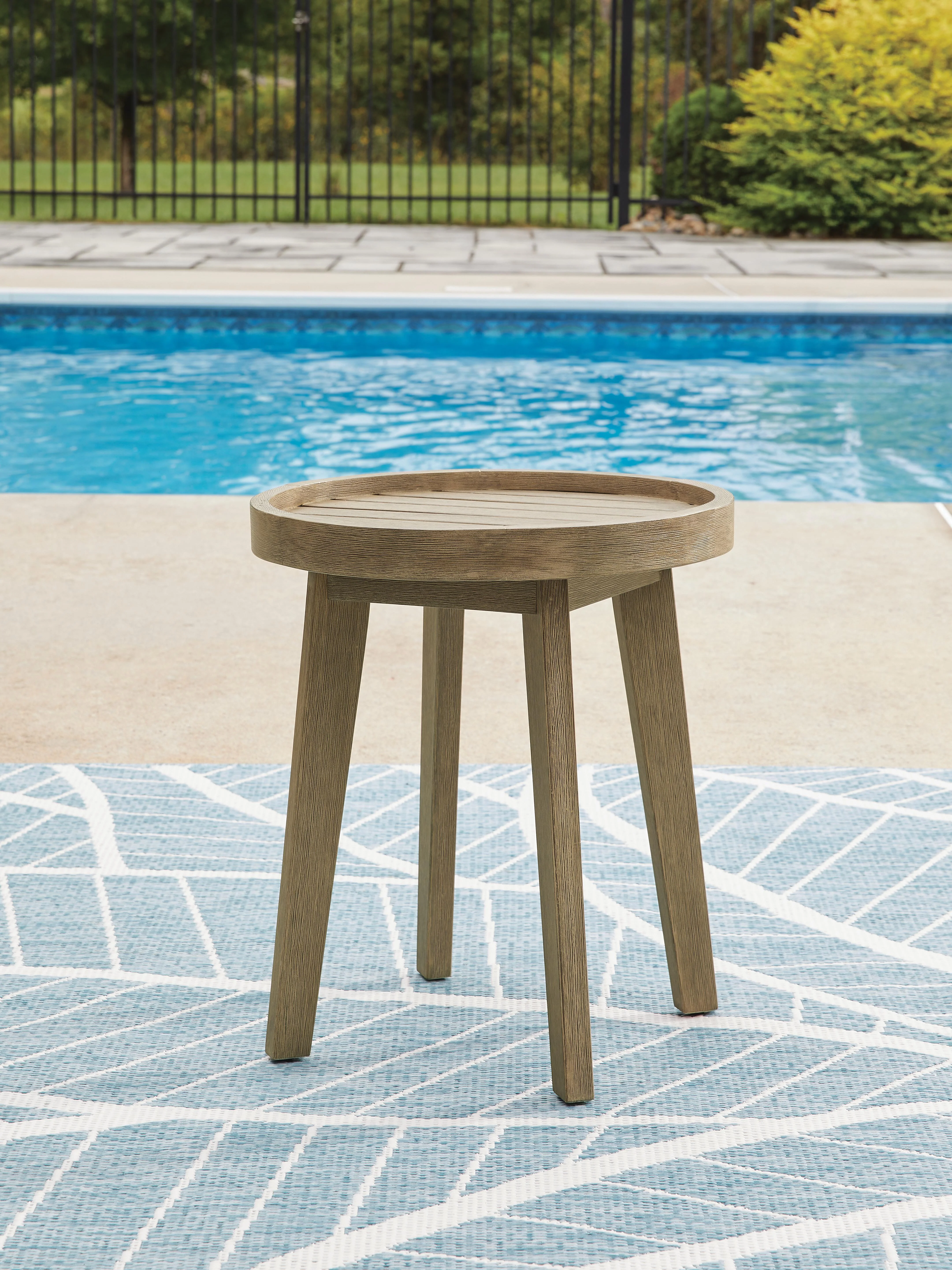 Marina Sun Outdoor End Table - Image 2