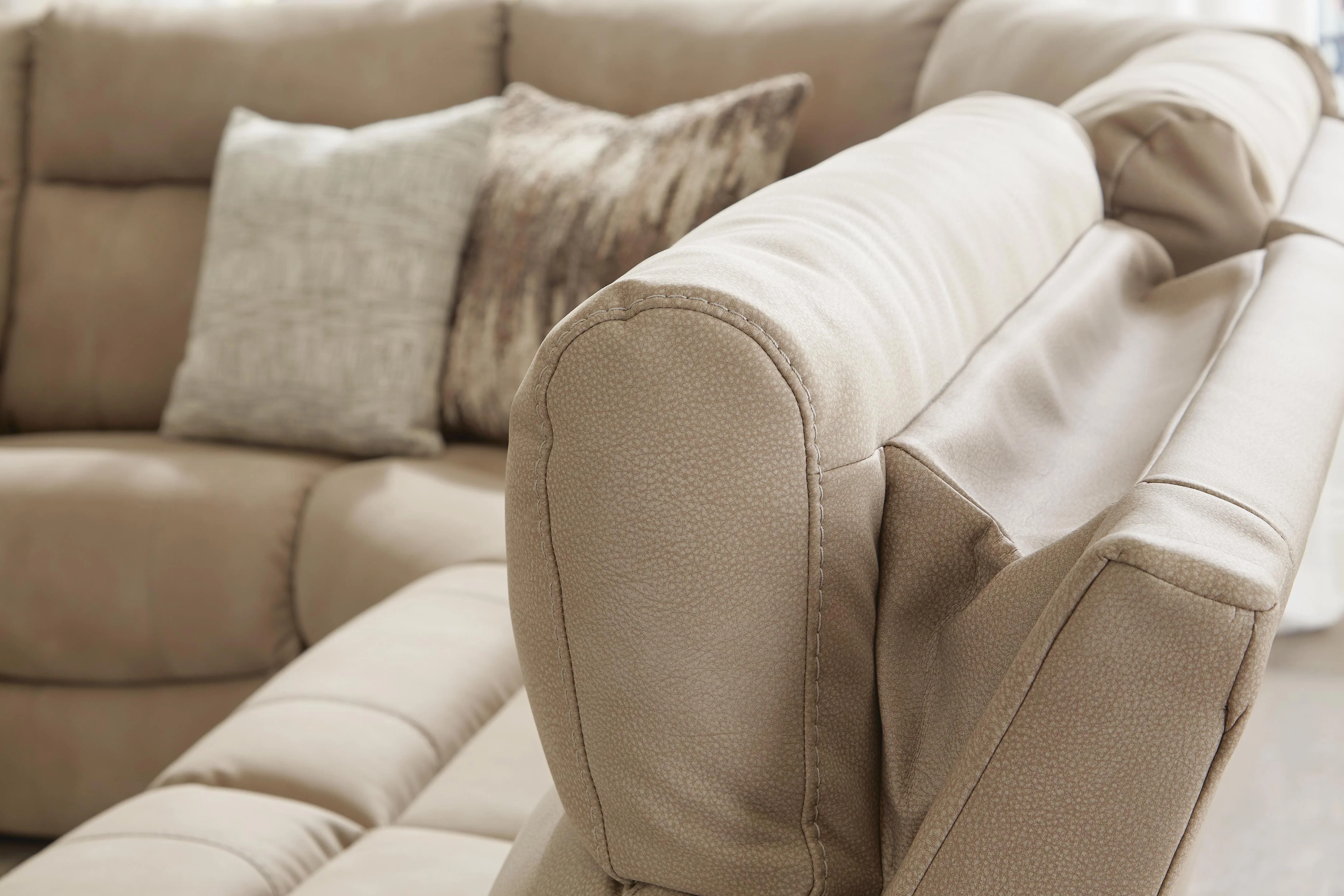 Next-Gen DuraPella Power Reclining Sectional - Image 172
