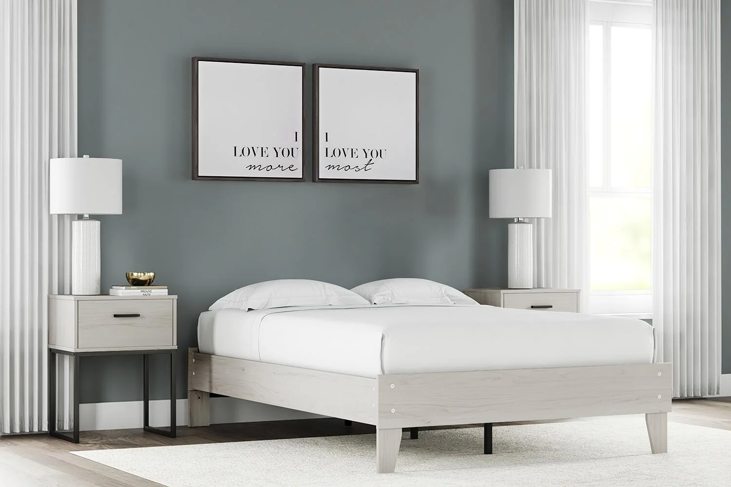 Socalle Panel Bed - Image 6
