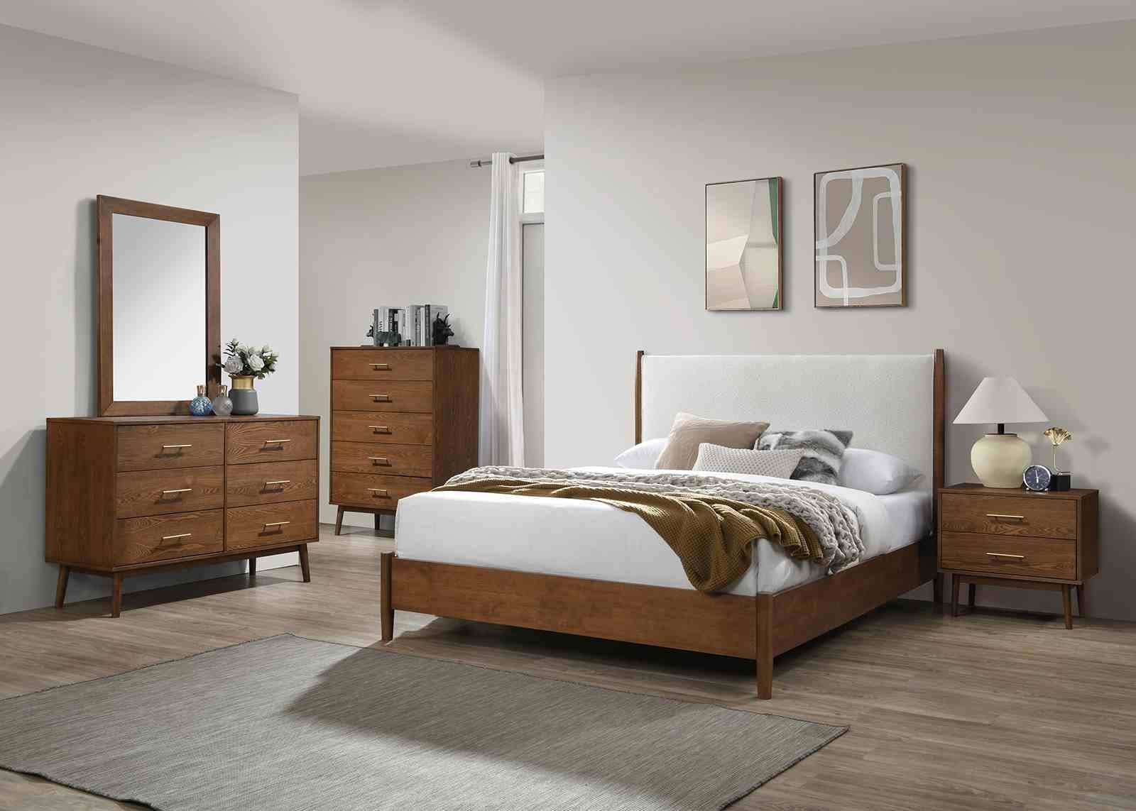 Thusis 5 Pc. Queen Bedroom Set w/ 2NS