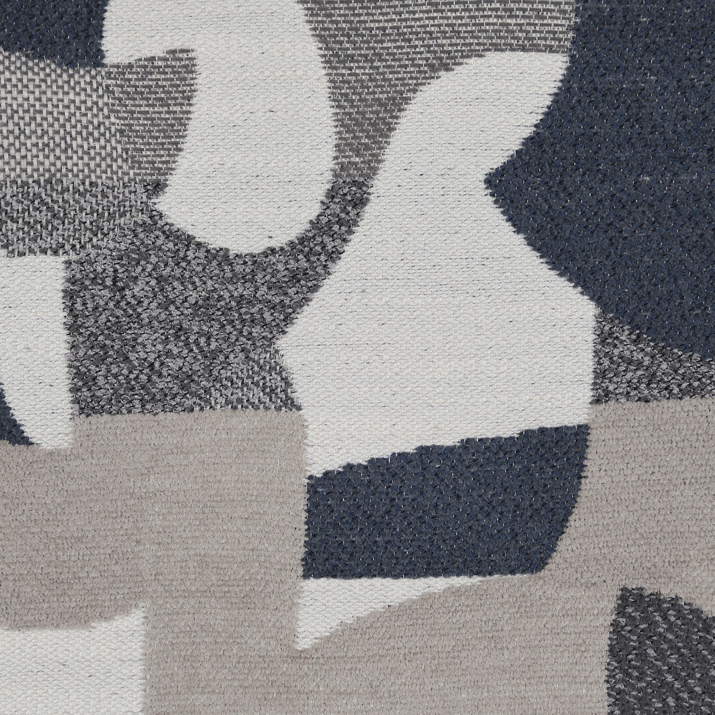 Tomkins Loveseat - Image 10