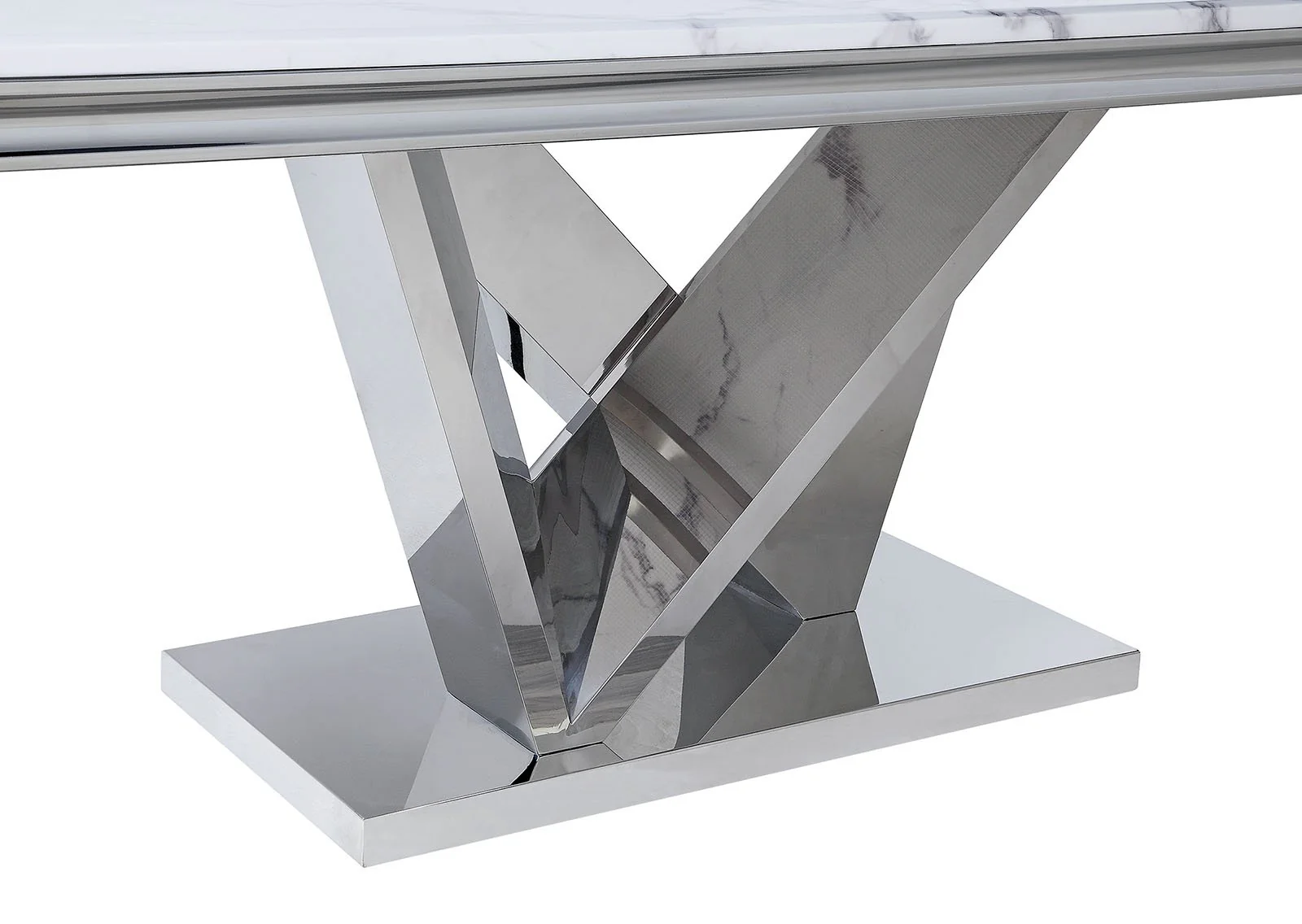 Valdevers Dining Table - Image 3